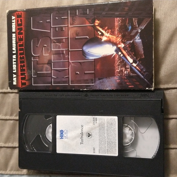 Turbulence 1997 ‧ Action Thriller ‧ vhs - Picture 4 of 4